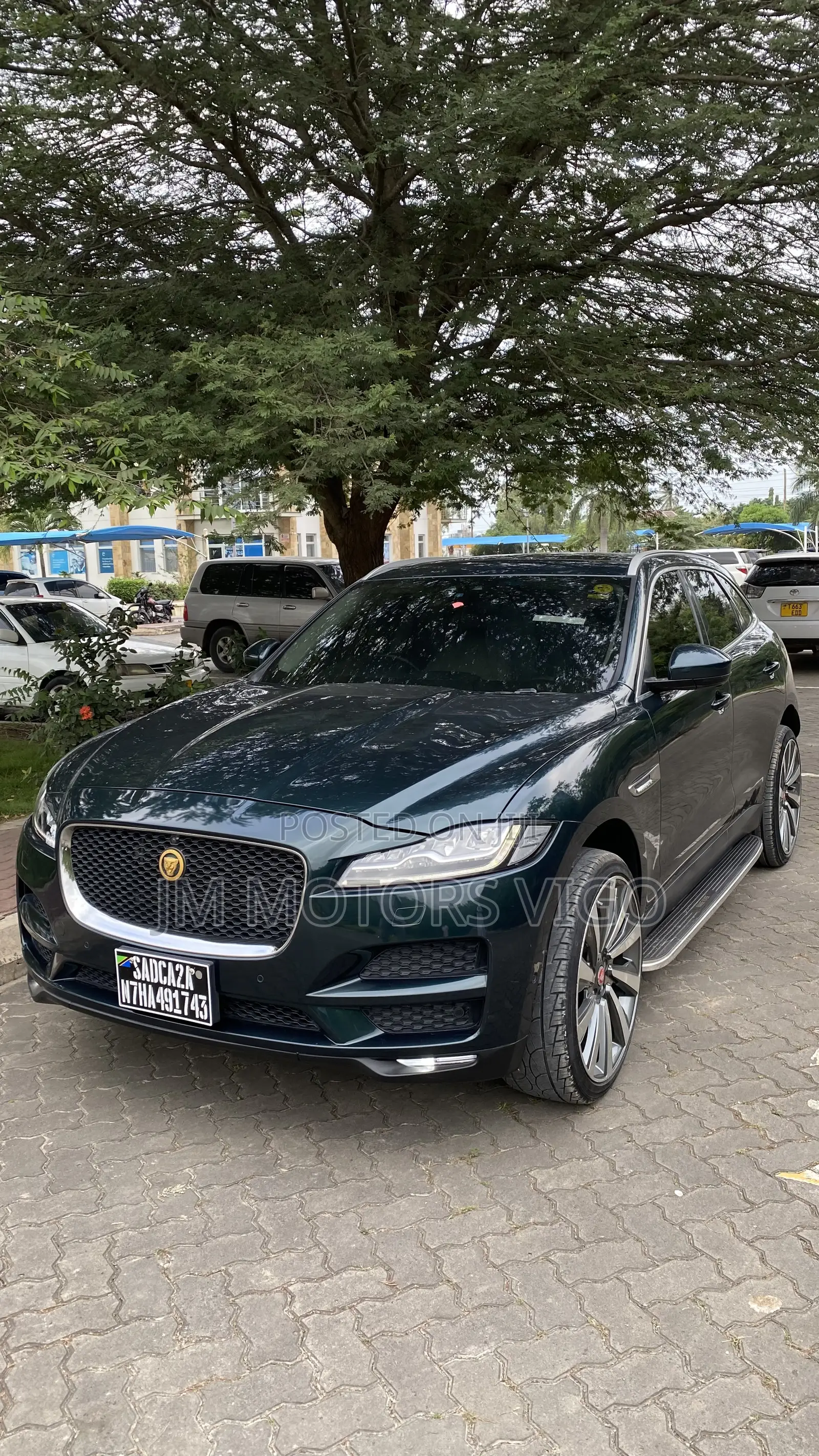 Jaguar F-Pace 2018 Green