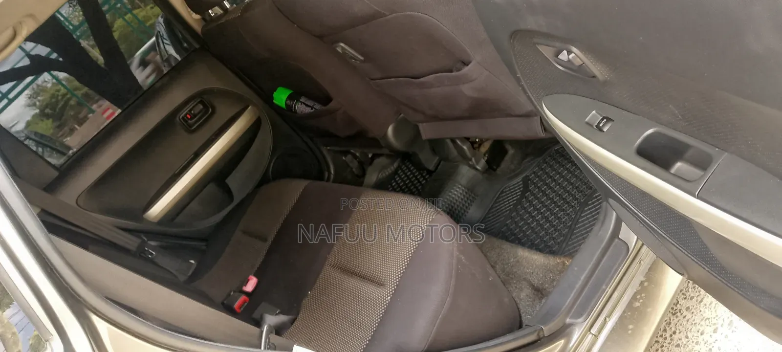 Toyota IST 2004 Gray