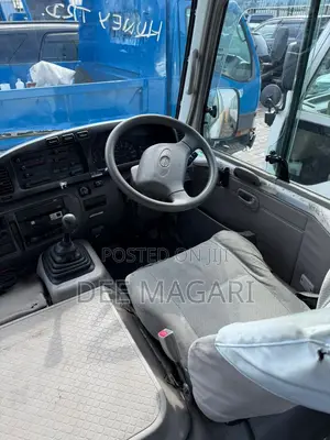 Toyota Coaster 2003 White