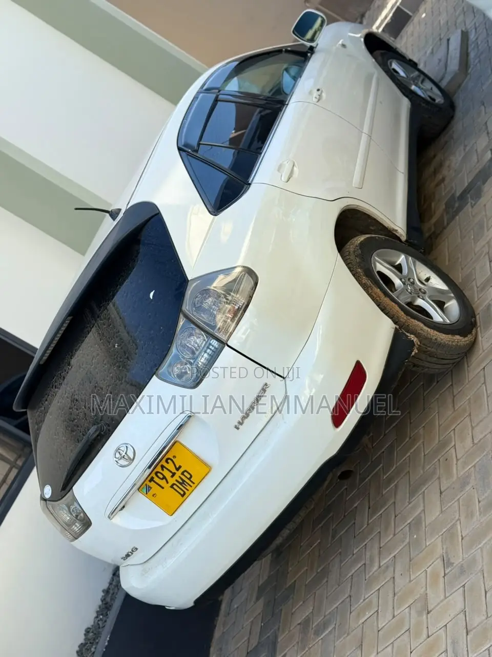 Toyota Harrier 2005 White