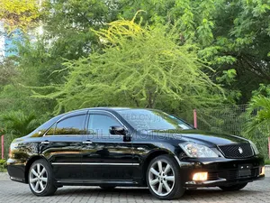Toyota Crown Royale 2005 Black