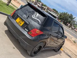 Toyota IST 2005 Black
