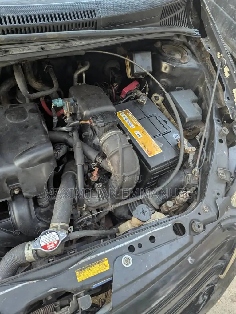 Toyota IST 2005 Black