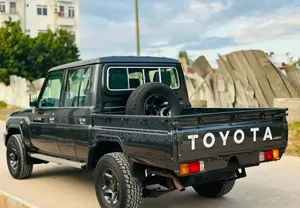 Toyota Land Cruiser 2022 Gray