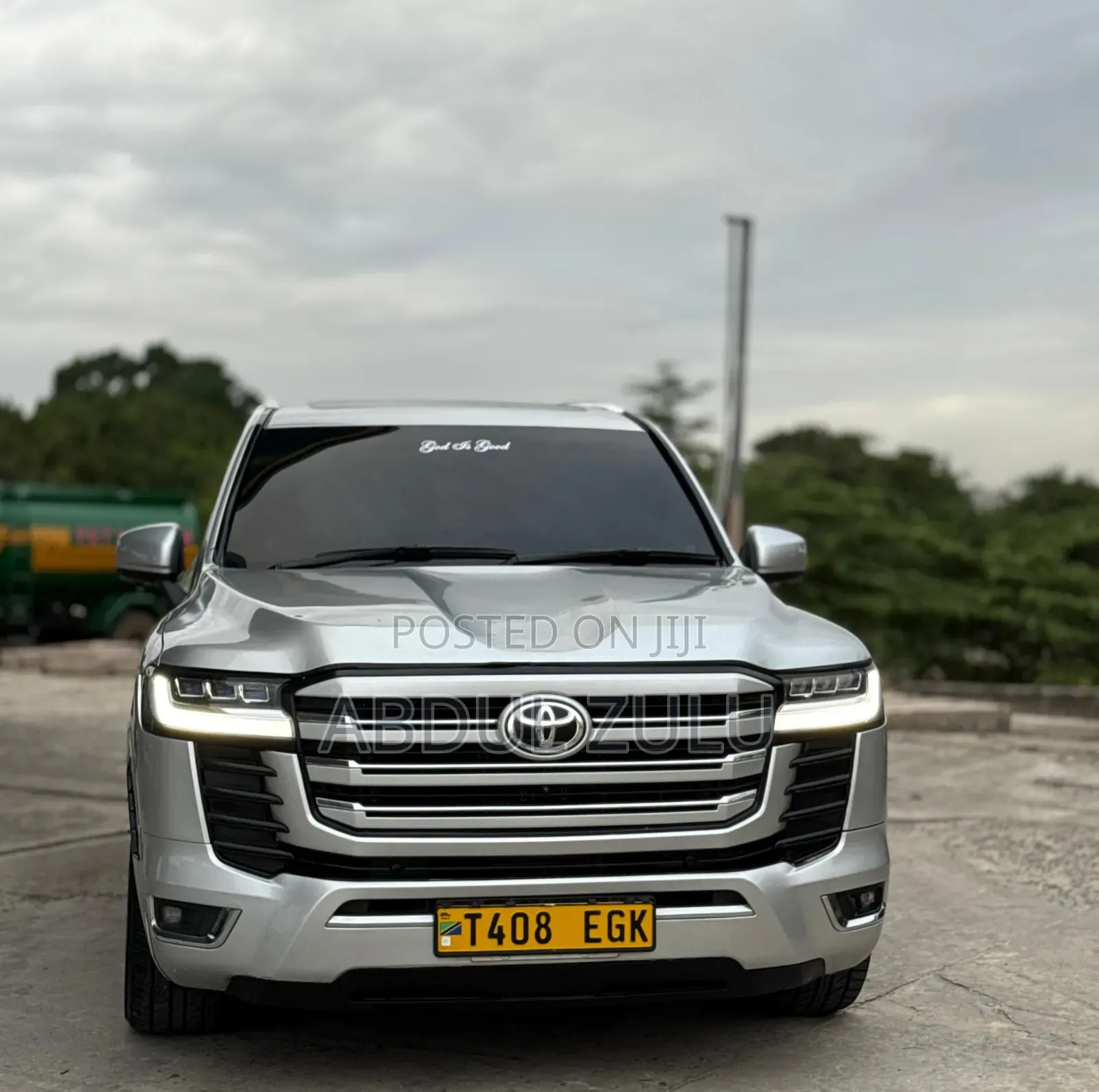 Toyota Land Cruiser 2023 Silver