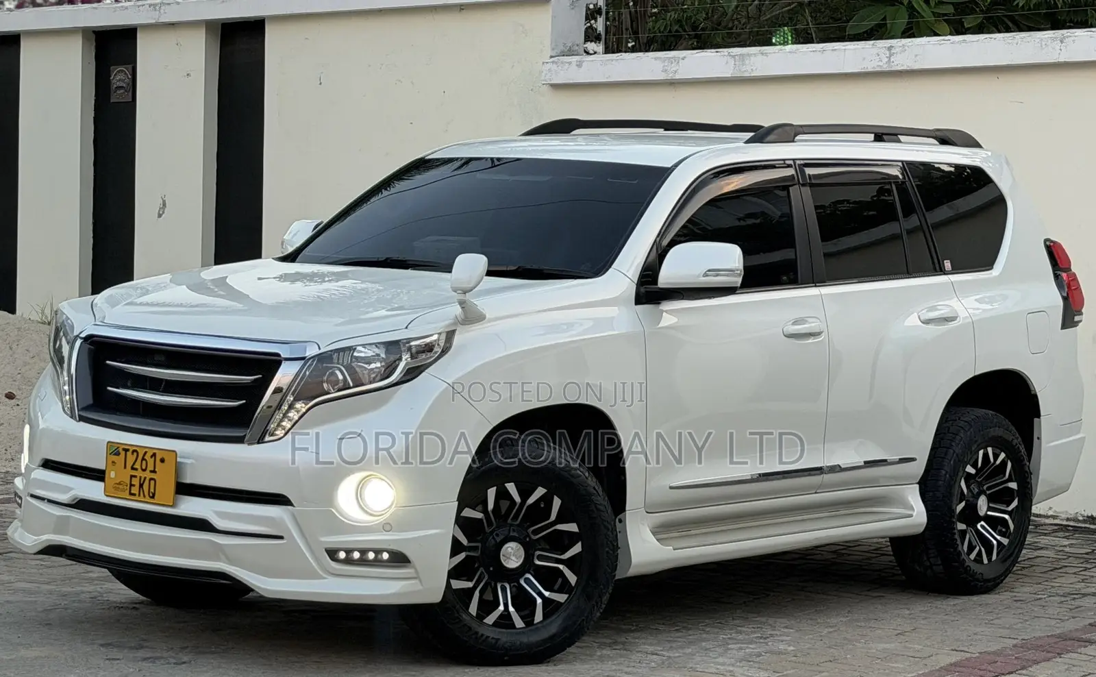 Toyota Land Cruiser Prado 2016 White