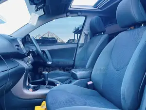 Toyota Vanguard 2011 Black