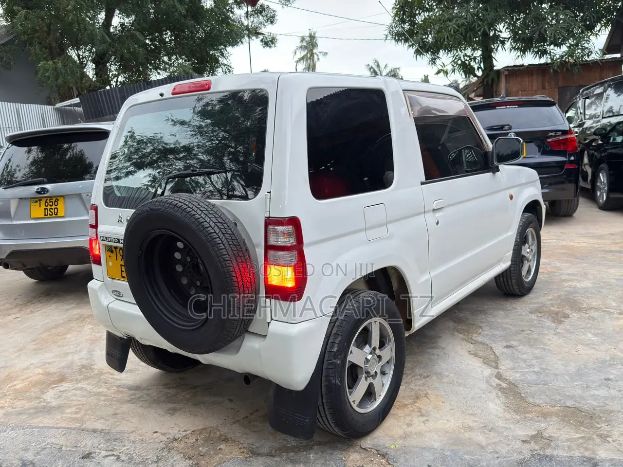 Mitsubishi Pajero 2005 White