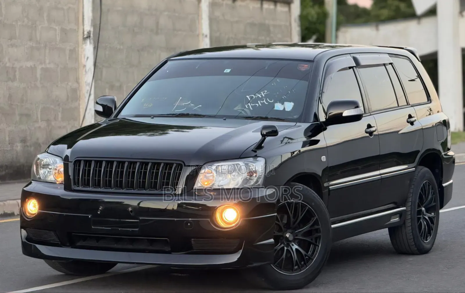 Toyota Kluger 2004 Black