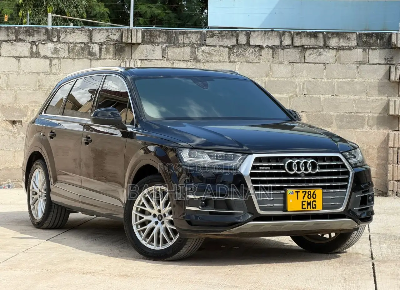 Audi Q7 2017 Black