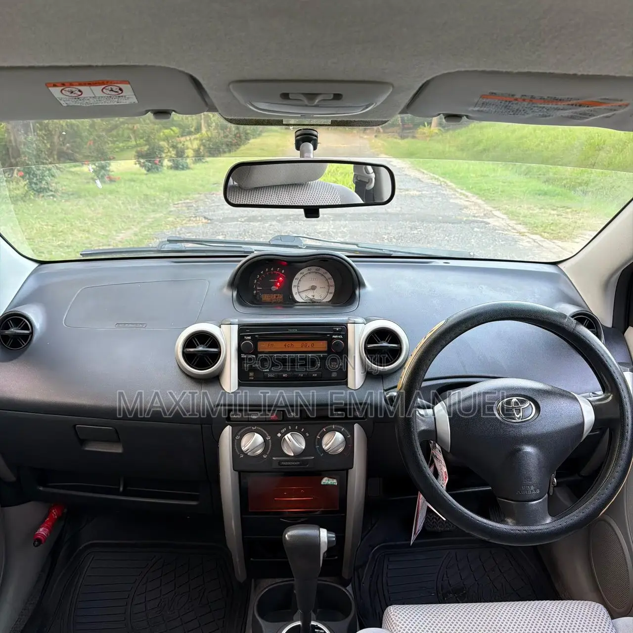 Toyota IST 2005 Silver