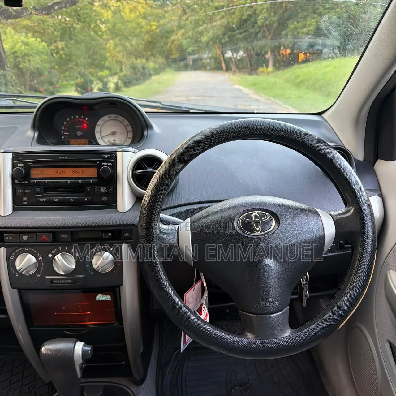 Toyota IST 2005 Silver