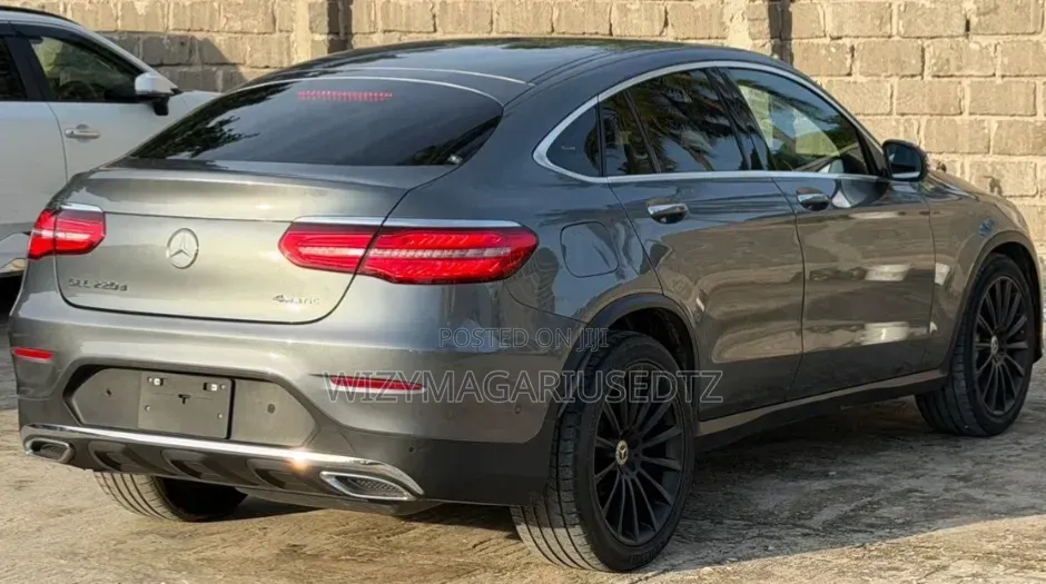 Mercedes-Benz GLC-Class 2017 Gray