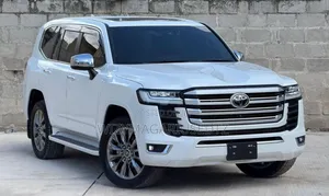 Toyota Land Cruiser 2024 Off white