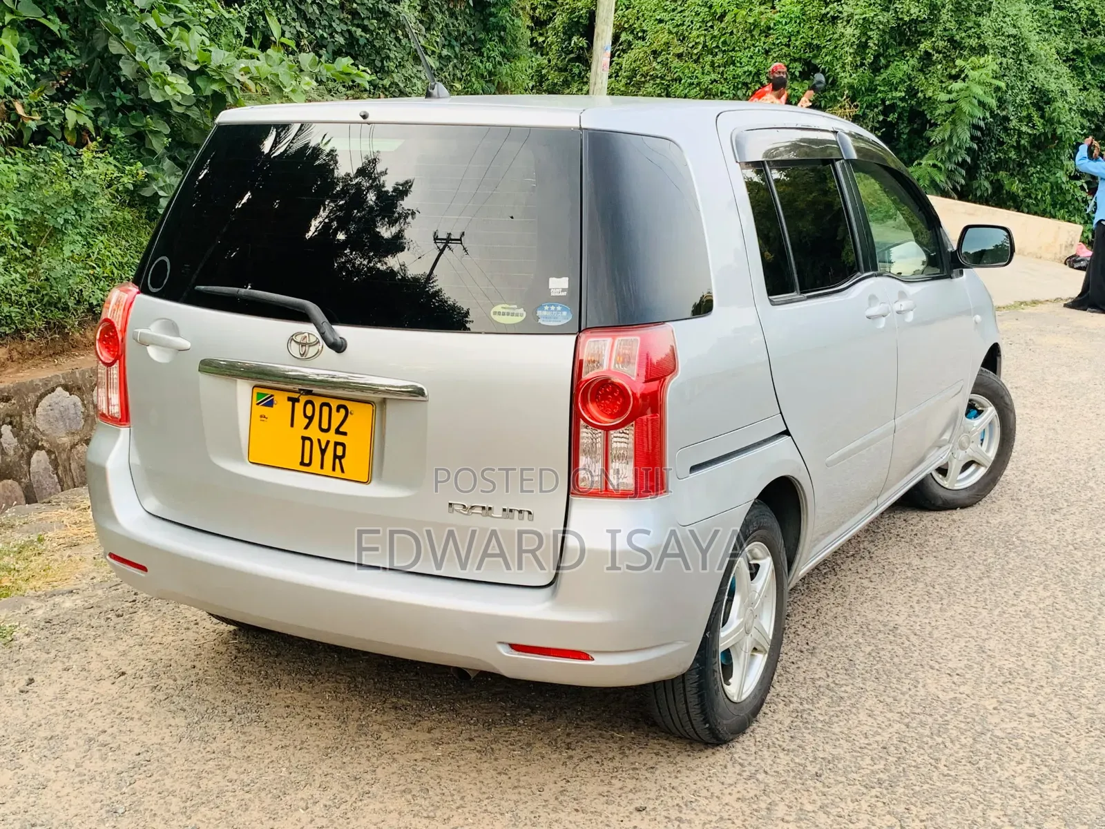 Toyota Raum 2005 Gray