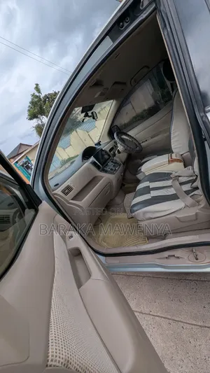 Toyota Raum 2004 Blue