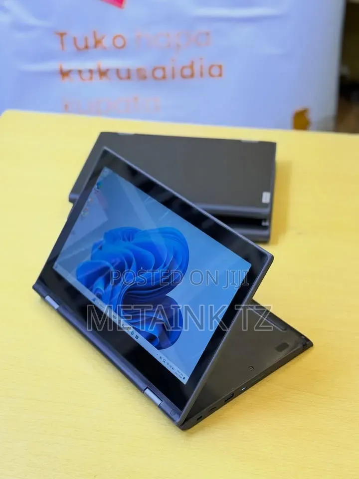 Laptop Lenovo 300e 4GB Intel SSD 128GB