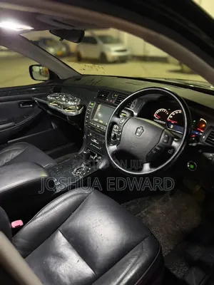 Toyota Crown 2006 Black