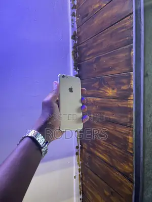 New Apple iPhone 6s 128 GB Gold