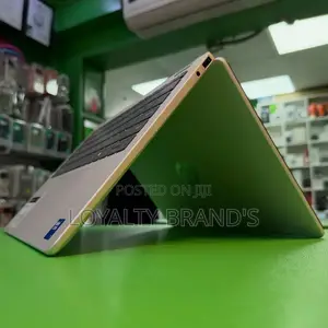 New Laptop HP OmniBook 5 Flip 14-fp0023dx 16GB Intel Core i7 SSD 512GB