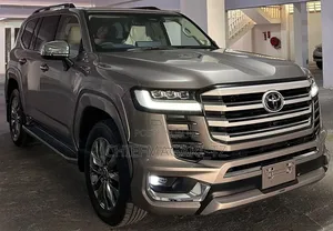 Toyota Land Cruiser 2025 Beige
