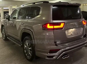 Toyota Land Cruiser 2025 Beige