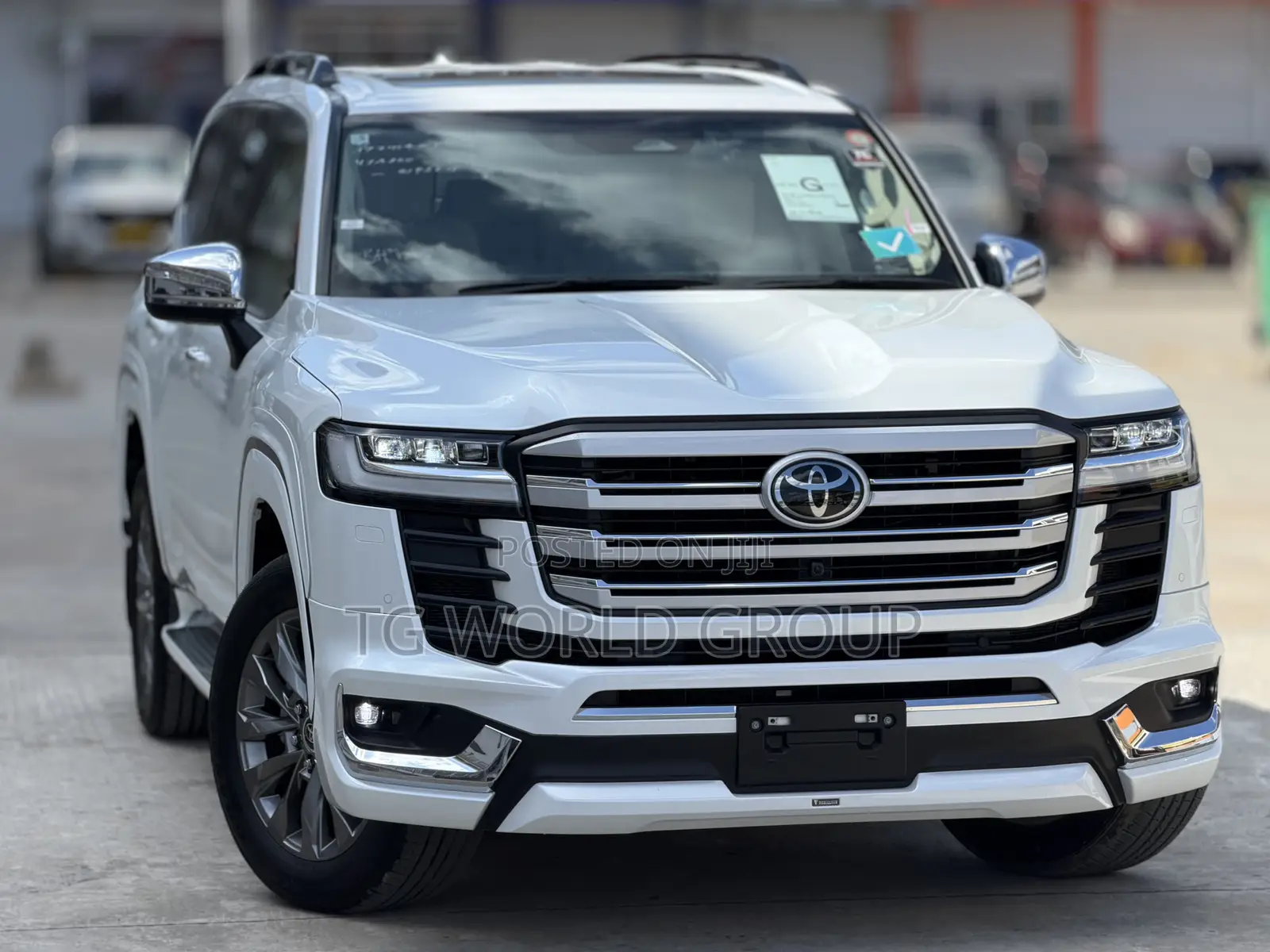 New Toyota Land Cruiser LC300 2025 White