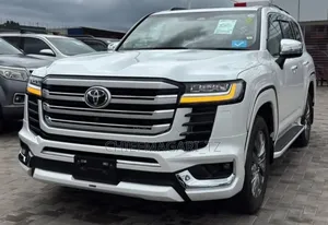 Toyota Land Cruiser 2025 Pearl