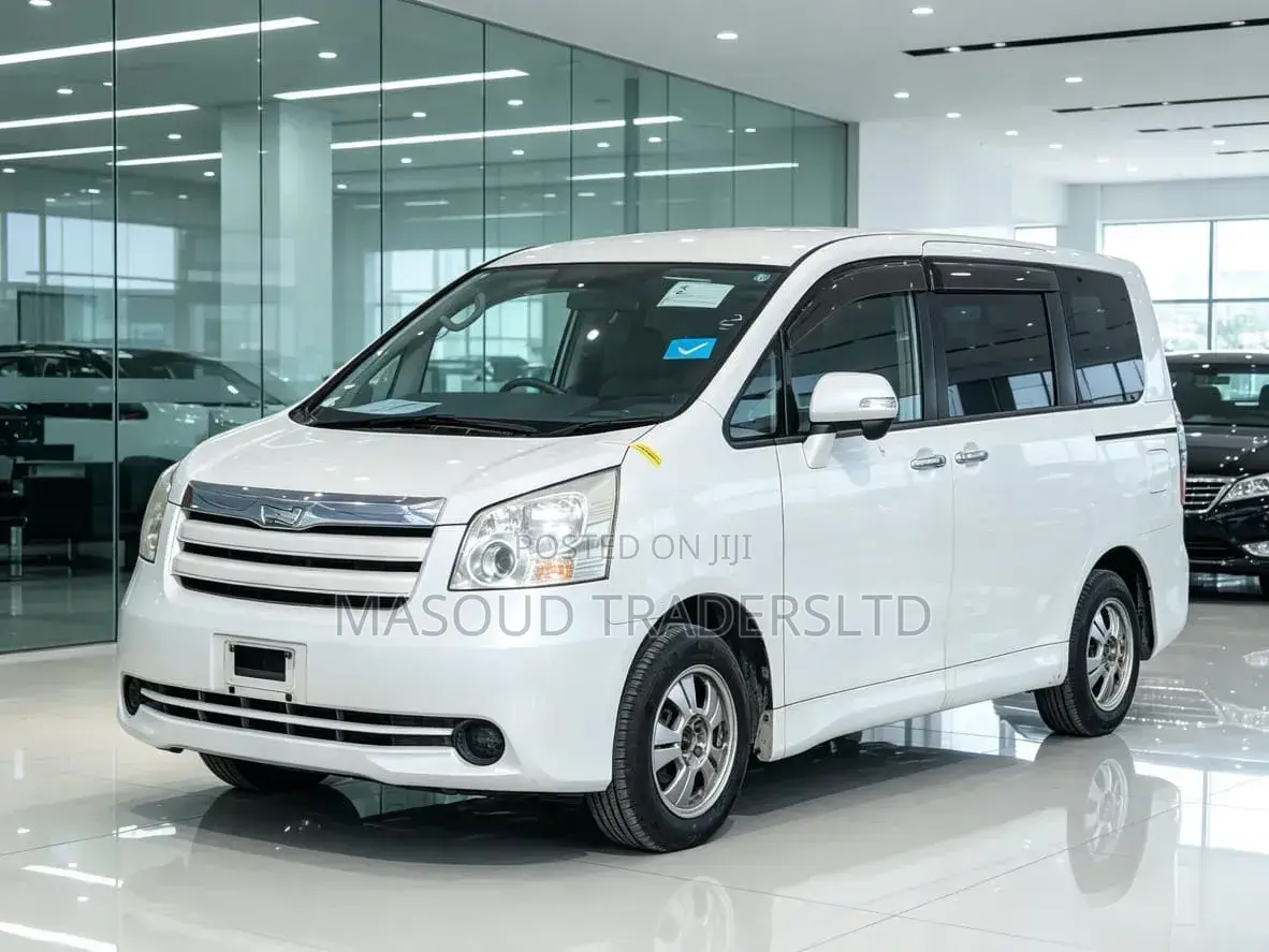 Toyota Noah 2009 White