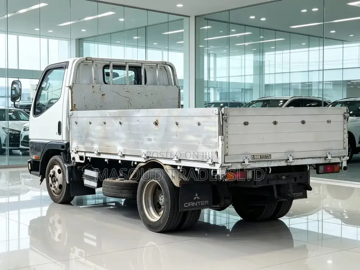 Mitsubishi Canter