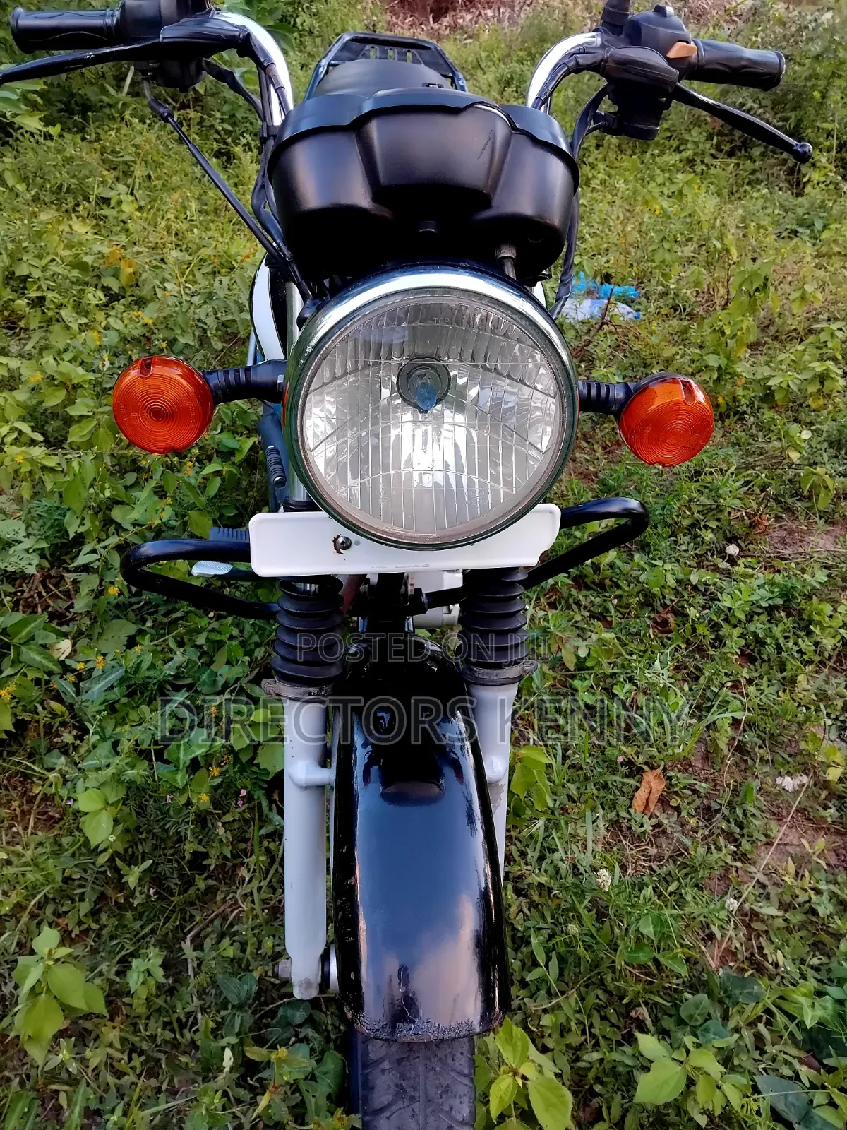 TVS HLX 125 2023 Black
