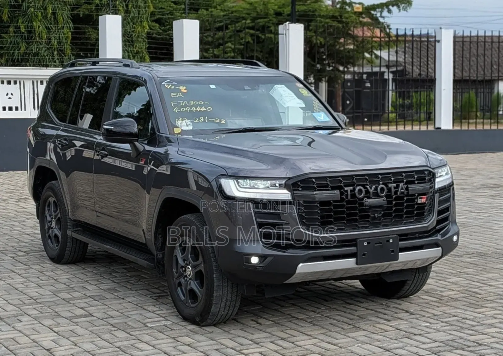 Toyota Land Cruiser 2023 Gray