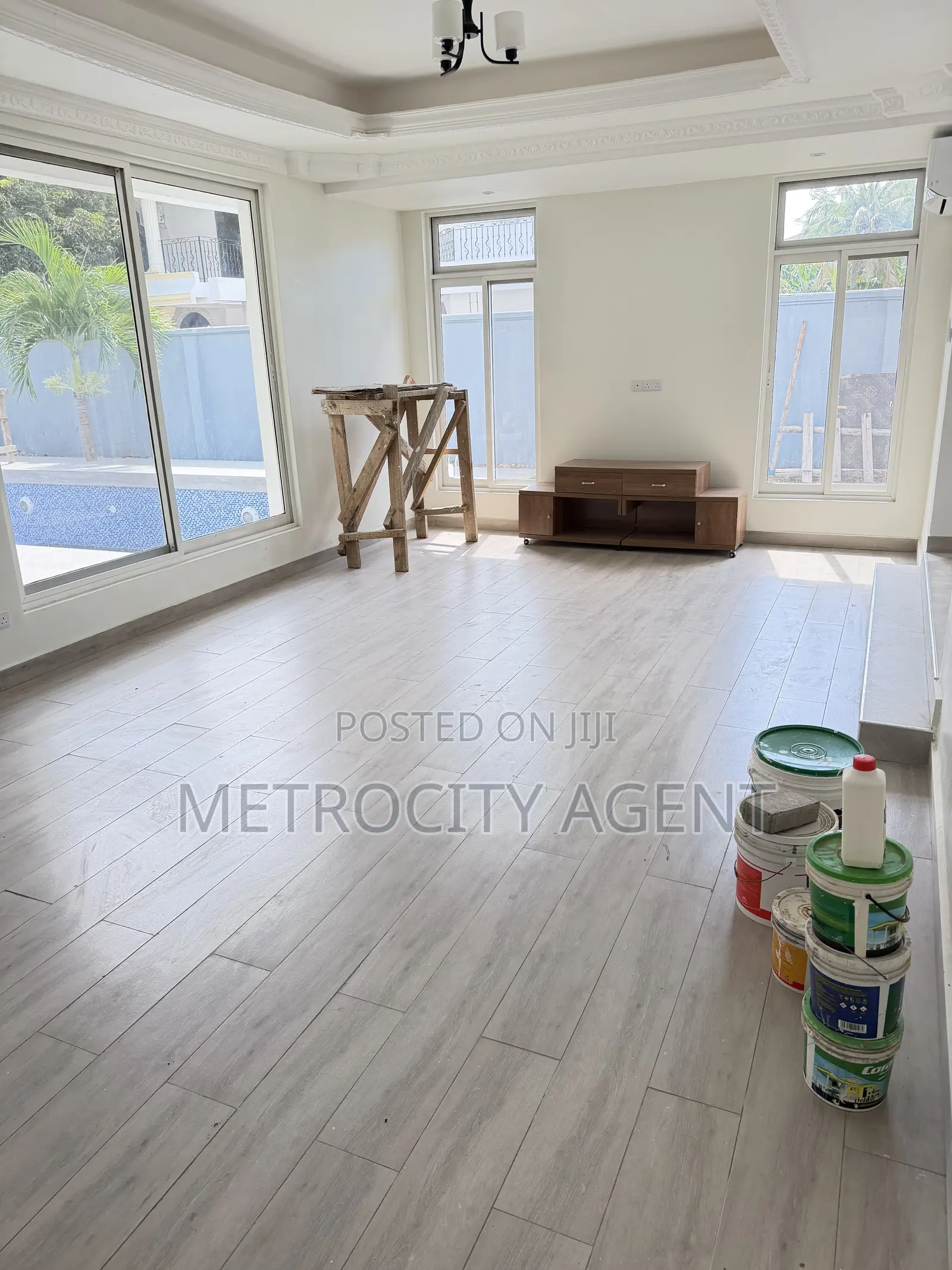 6bdrm House in Oysterbay Estate for rent