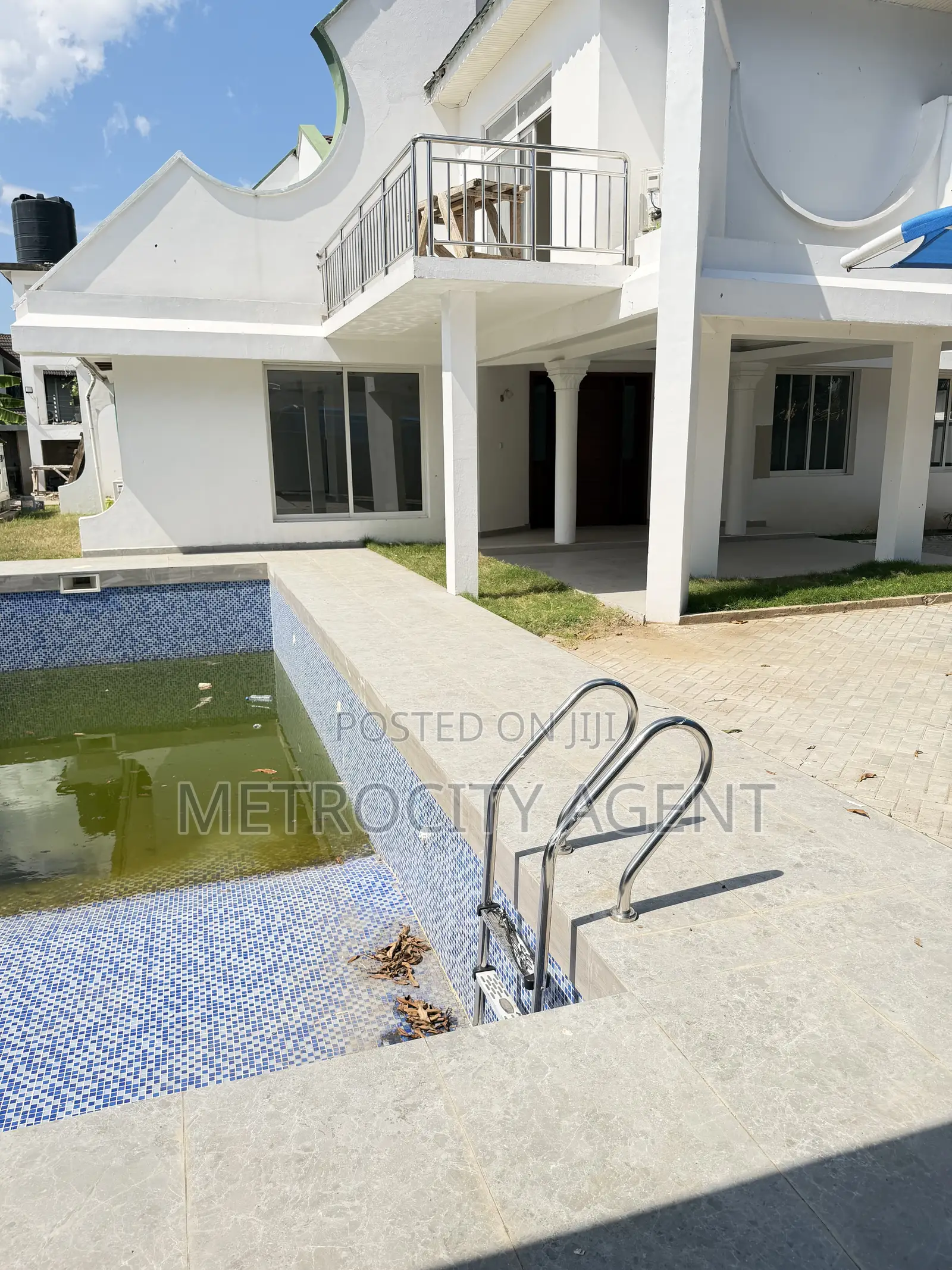 6bdrm House in Oysterbay Estate for rent