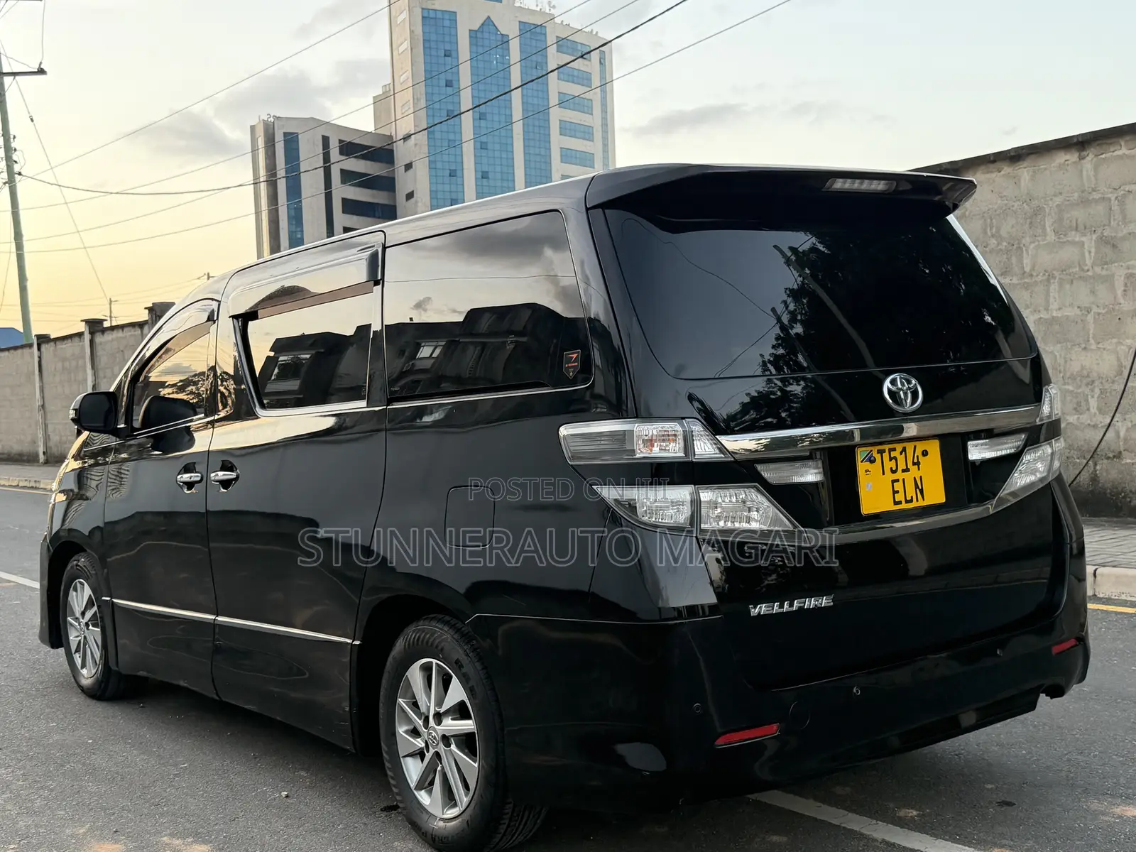 Toyota Vellfire 2010 Black