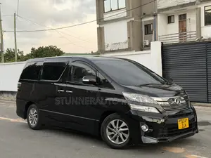 Toyota Vellfire 2010 Black