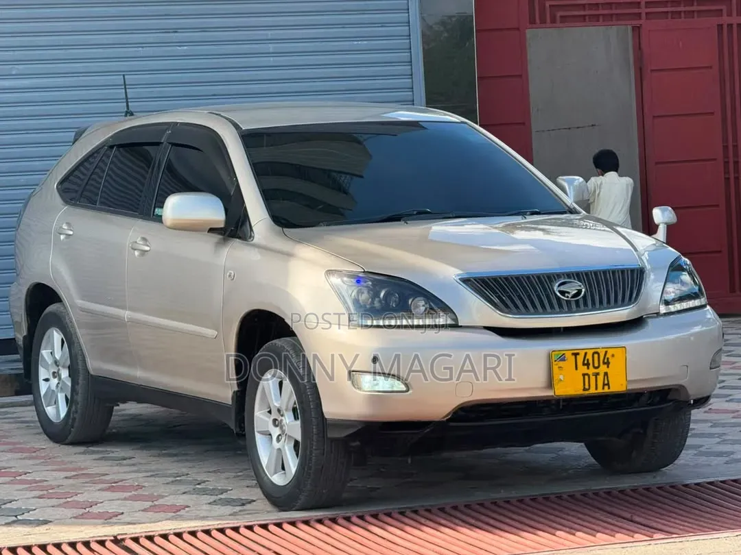 Toyota Harrier 2004 Silver