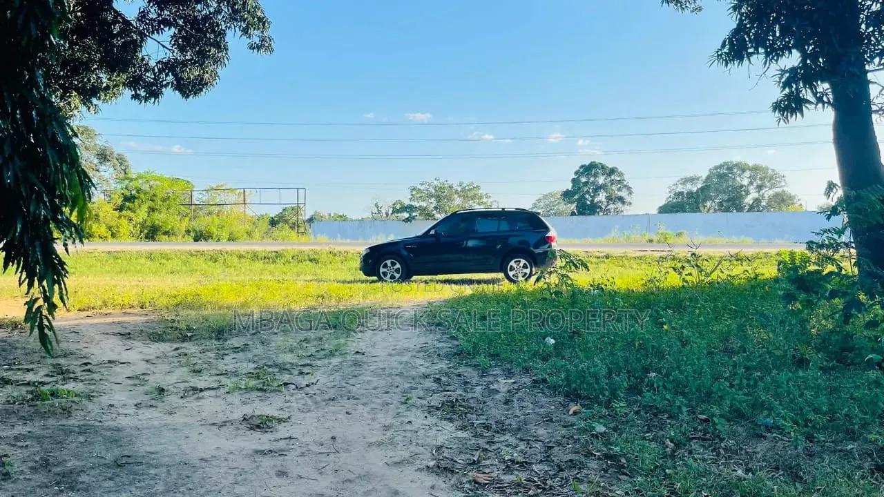 Plot for Sale at Kerege Bagamoyo 10 Acres Along the Road of Bagamoyo