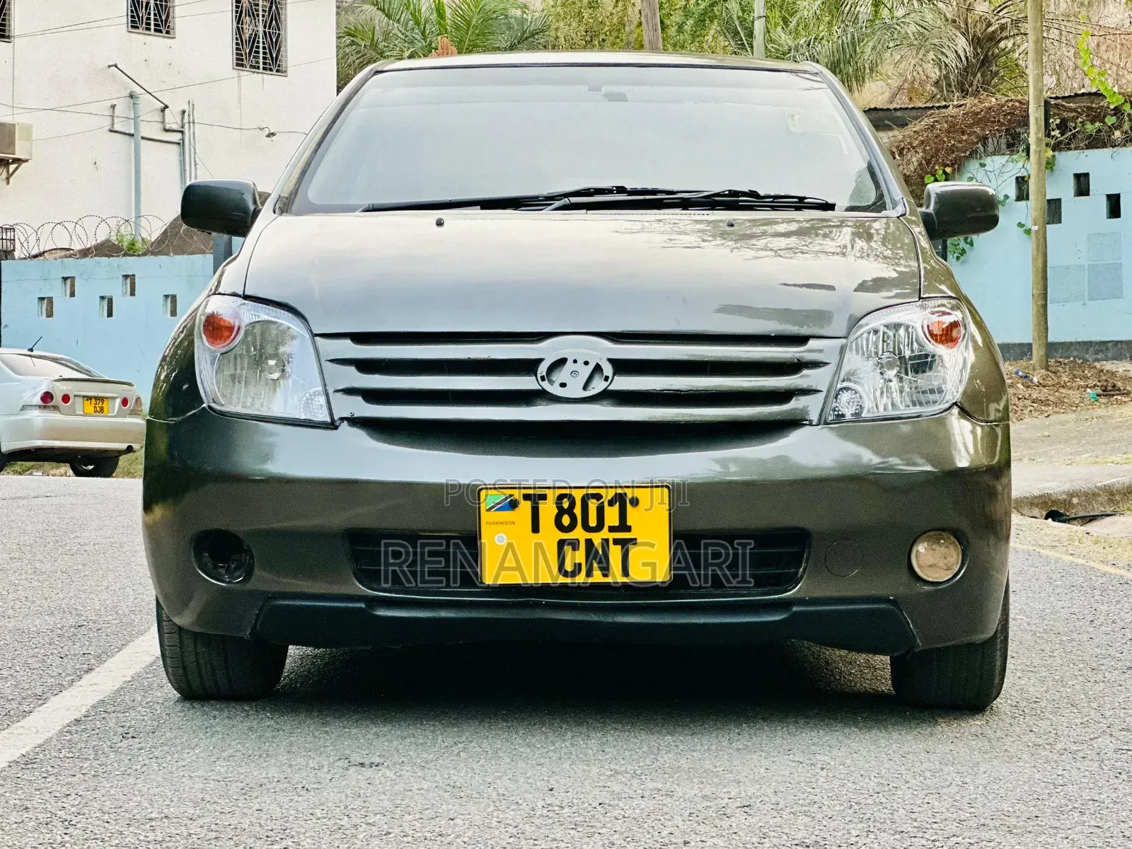 Toyota IST 2005 Gray