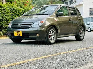 Toyota IST 2005 Gray