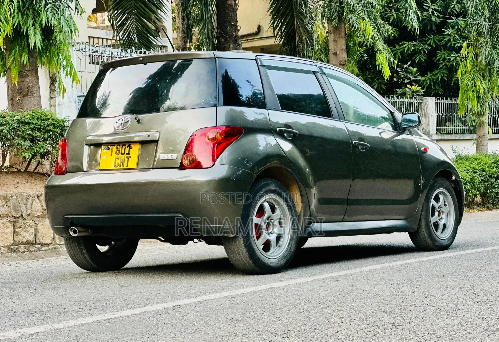 Toyota IST 2005 Gray