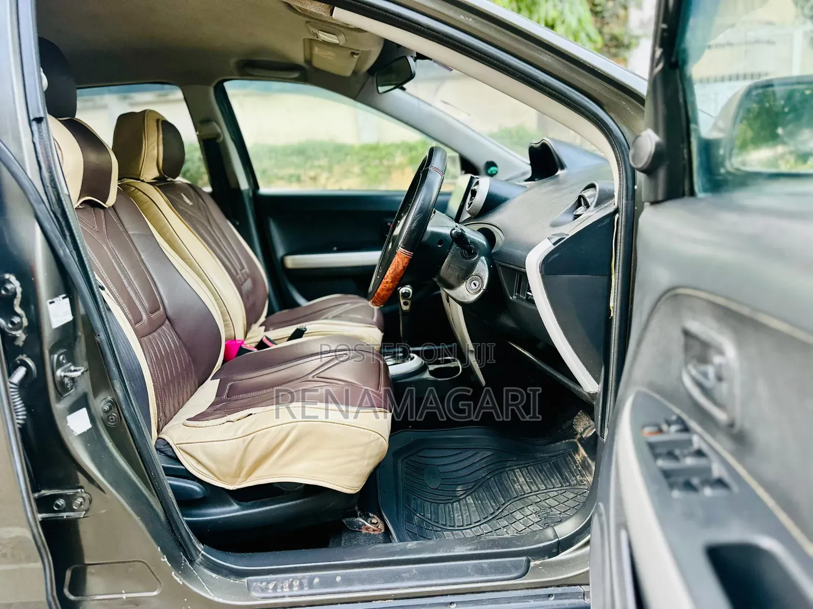 Toyota IST 2005 Gray