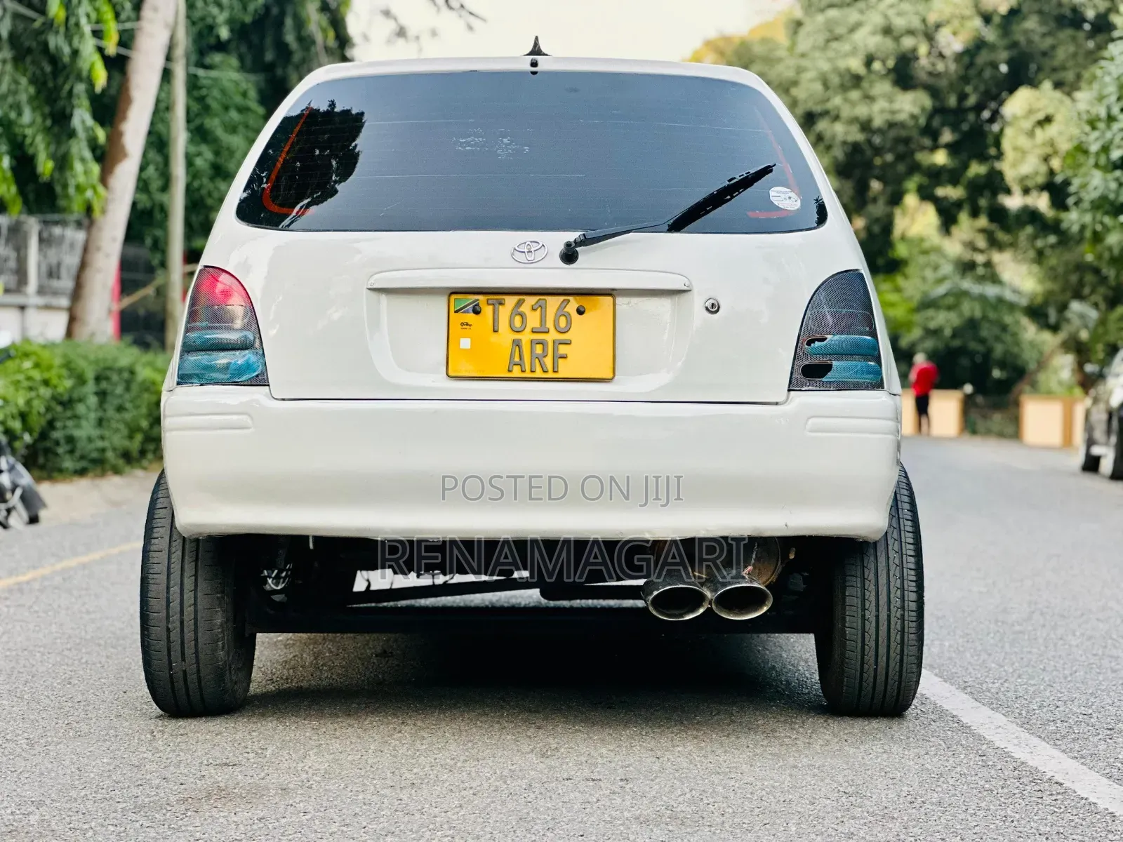 Toyota Starlet 2004 White
