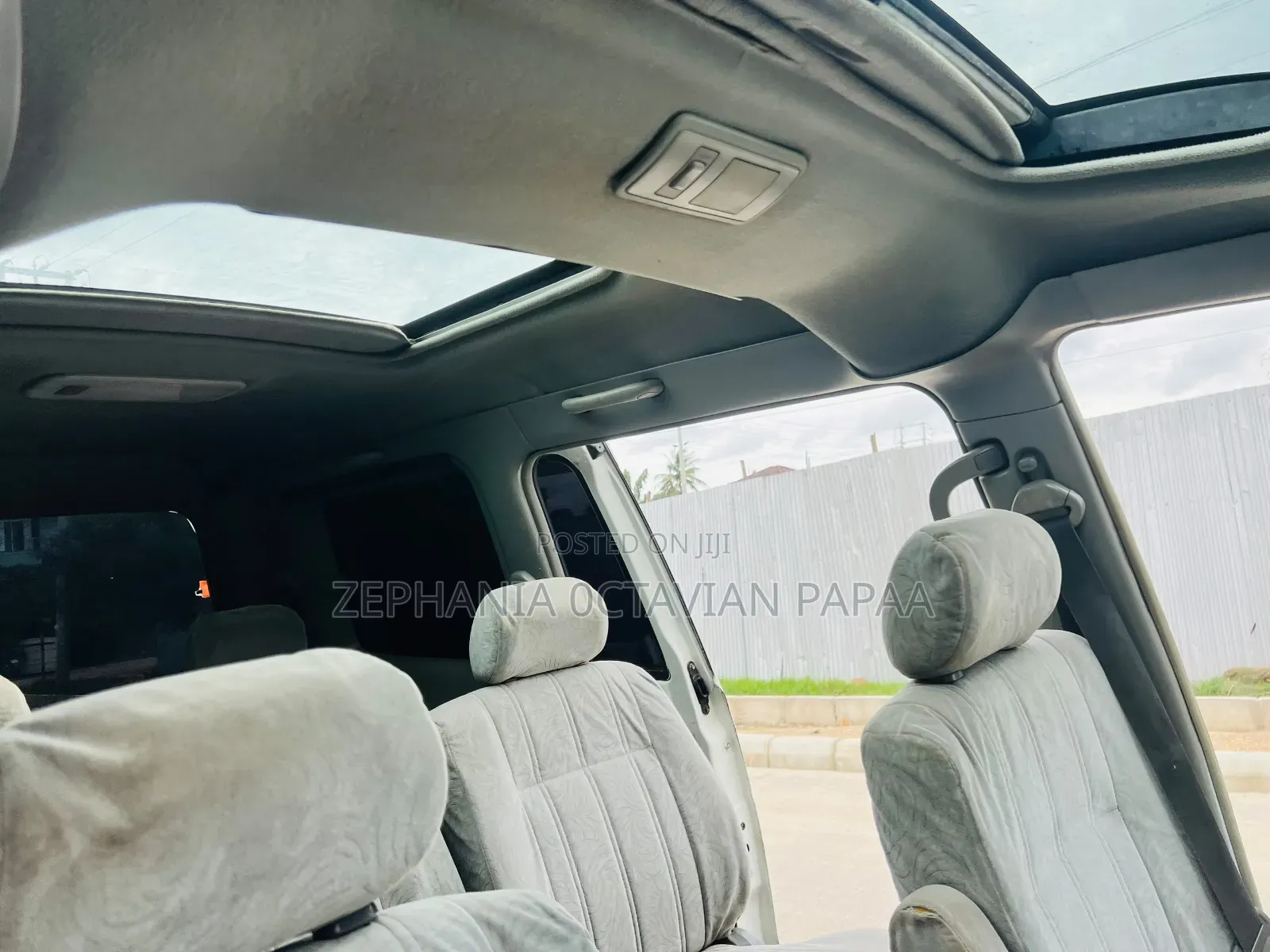 Toyota Noah 2001 White