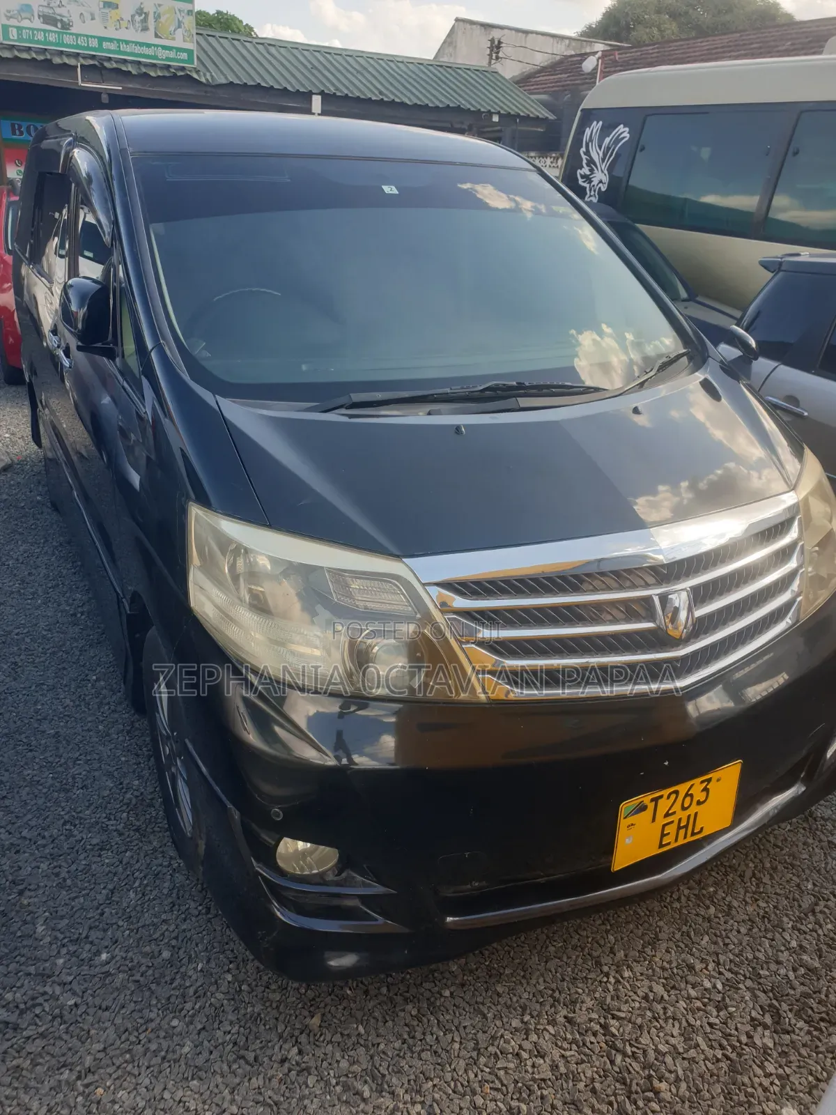 Toyota Alphard 2006 Black