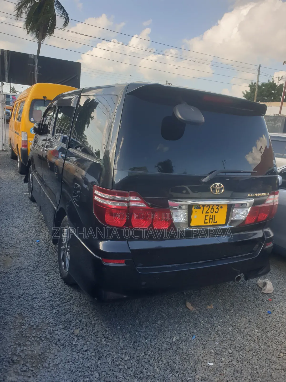 Toyota Alphard 2006 Black