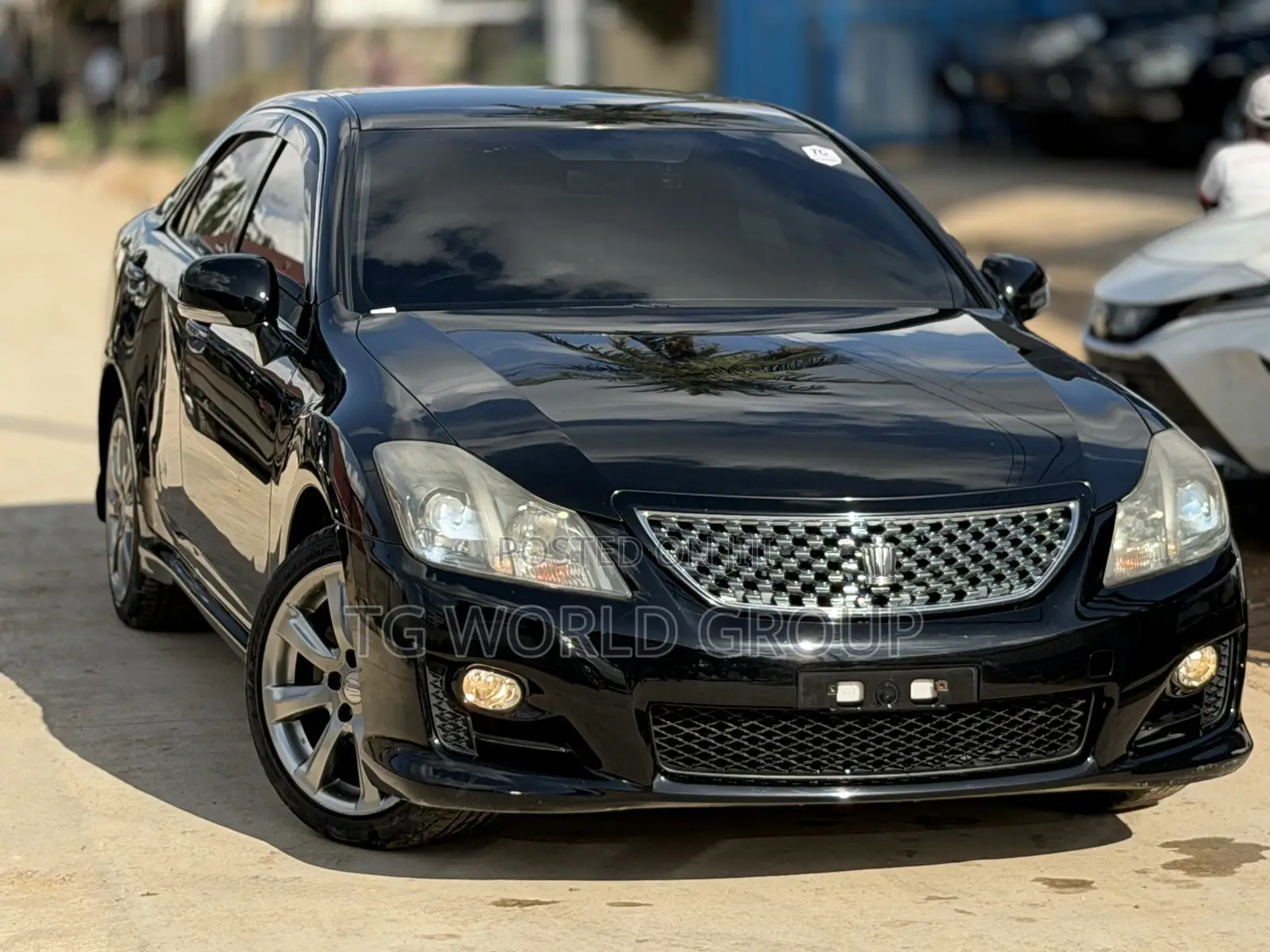 Toyota Crown 2009 Black
