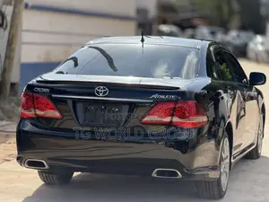 Toyota Crown 2009 Black