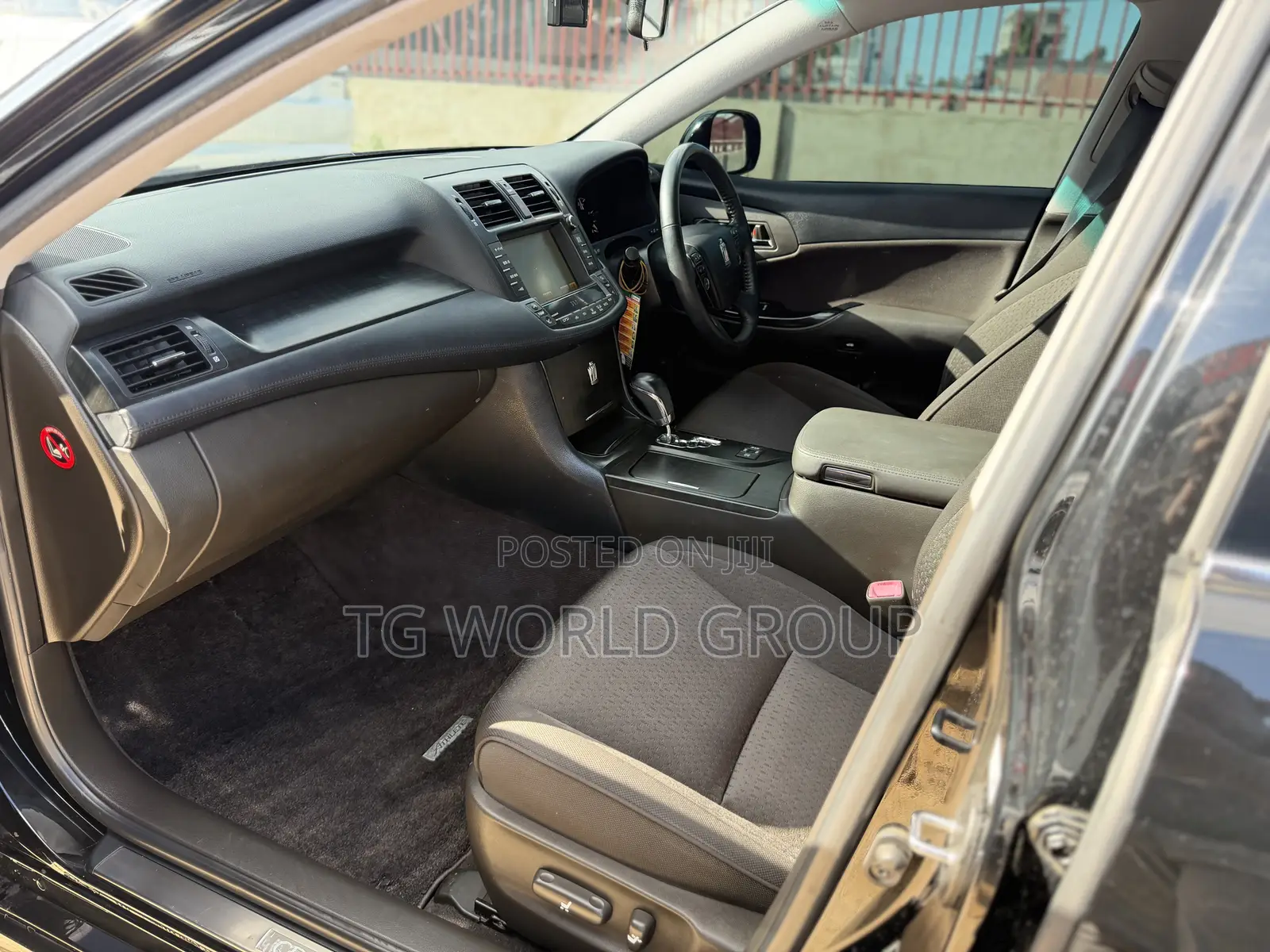Toyota Crown 2009 Black