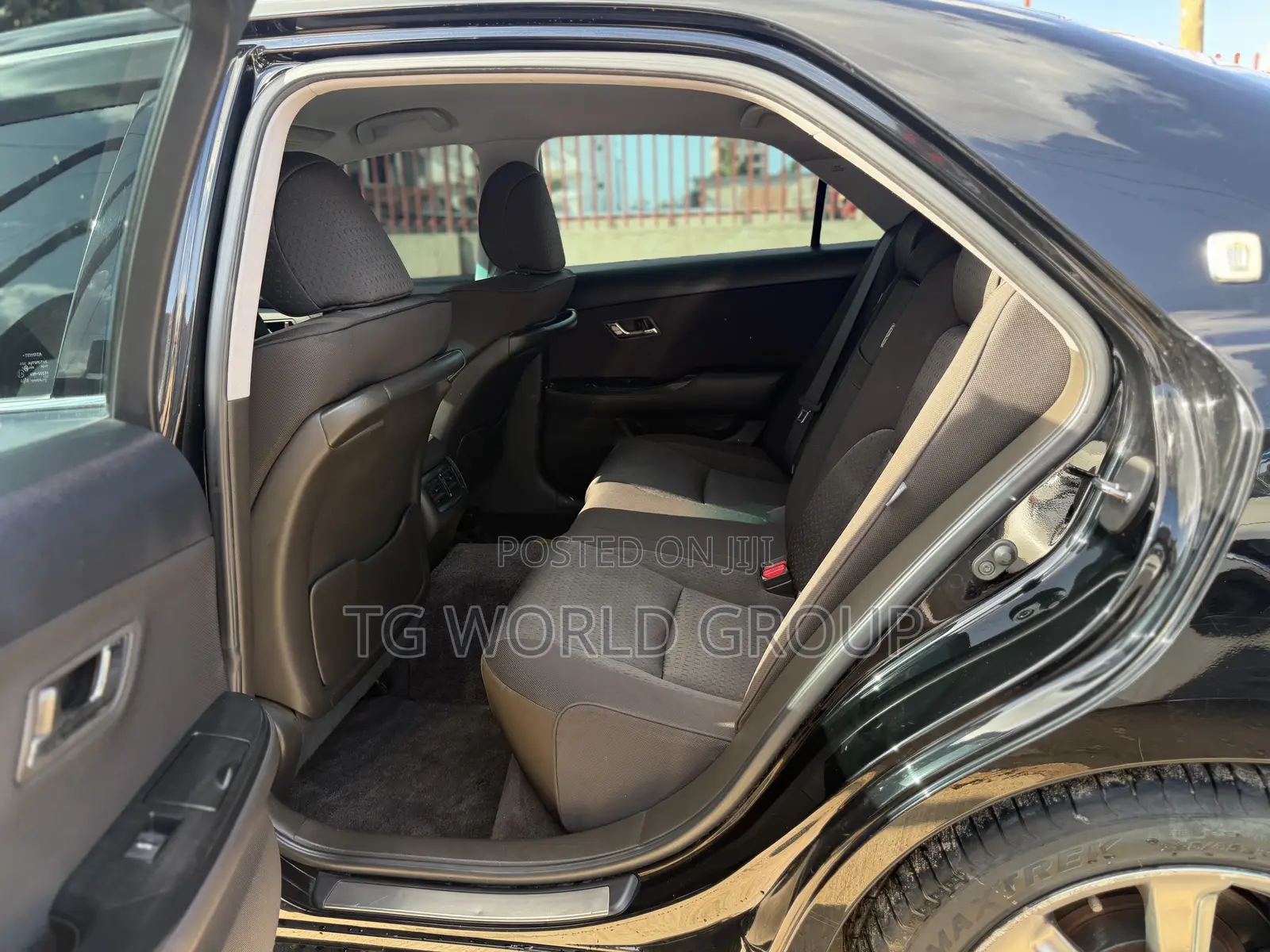 Toyota Crown 2009 Black